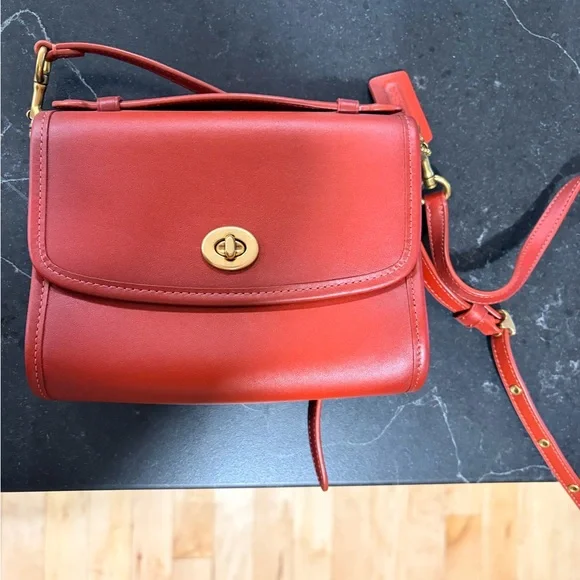 Coach purse - Picture 1 of 5